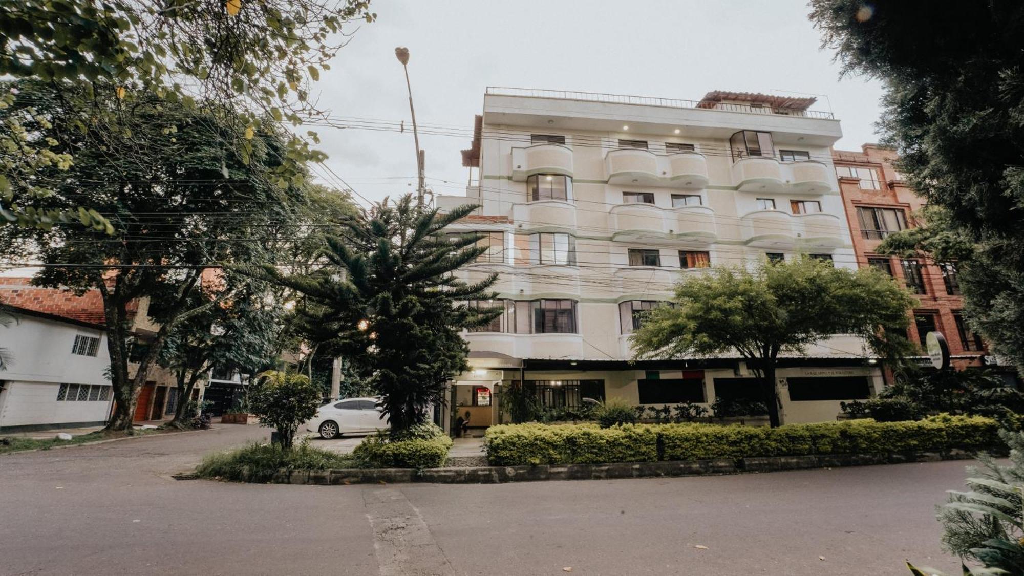 Hotel Balcones Del Estadio Medellin Exterior photo